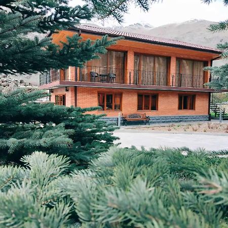 Vardisubani Villa Kazbegi Exterior foto