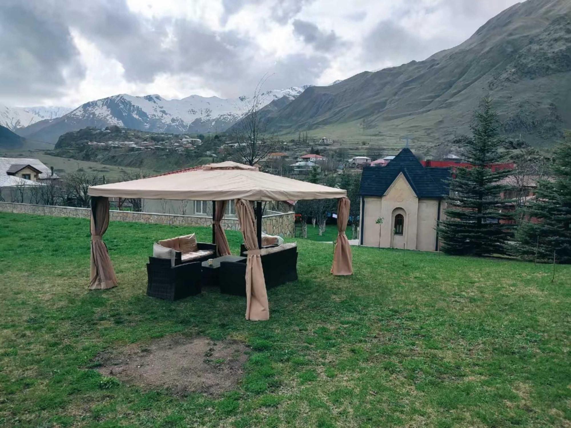 Vardisubani Villa Kazbegi Exterior foto